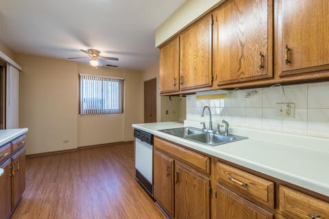 940 Jefferson Ave #C, Elgin, IL 60120 photo 9