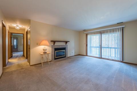 940 Jefferson Ave #C, Elgin, IL 60120 photo 3