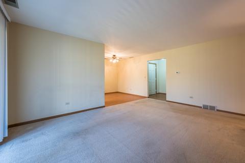 940 Jefferson Ave #C, Elgin, IL 60120 photo 4