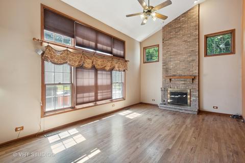 1590 Della Dr, Hoffman Estates, IL 60169 photo 7