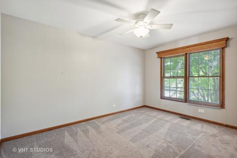 1590 Della Dr, Hoffman Estates, IL 60169 photo 20