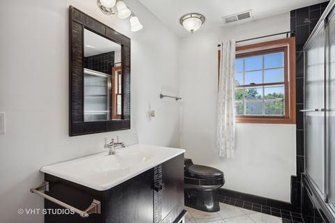 1590 Della Dr, Hoffman Estates, IL 60169 photo 22