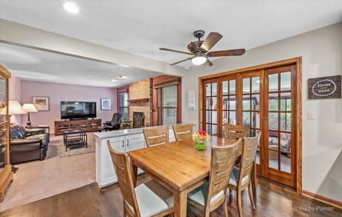 809 Shell Ct, Schaumburg, IL 60193 photo 15