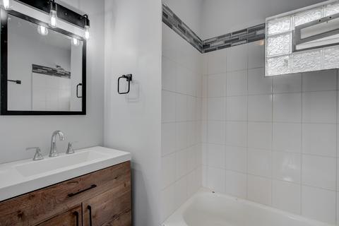 631 E 91st Pl, Chicago, IL 60638 photo 14