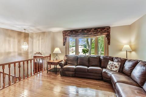 1051 Windsor Dr, Wheaton, IL 60189 photo 7