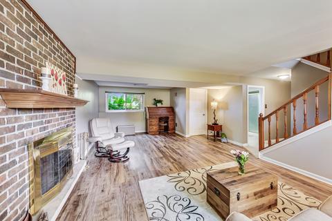 1051 Windsor Dr, Wheaton, IL 60189 photo 32