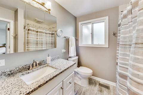 1051 Windsor Dr, Wheaton, IL 60189 photo 23