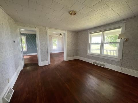 80 N 23rd Rd, Peru, IL 61354 photo 8