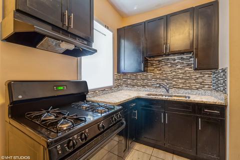 7117 S Champlain Ave, Chicago, IL 60619 photo 3