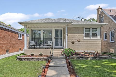 217 Grey Ave, Evanston, IL 60202 photo 1