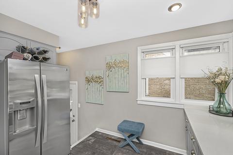 217 Grey Ave, Evanston, IL 60202 photo 9