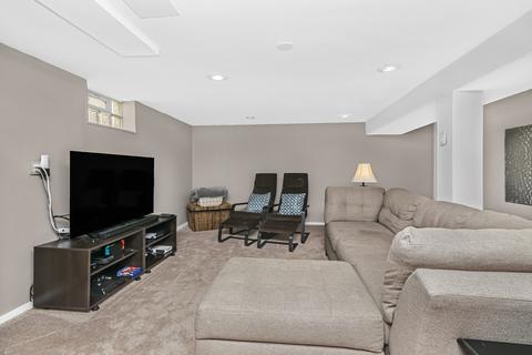 217 Grey Ave, Evanston, IL 60202 photo 17