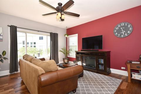 6921 Creekside Dr, Plainfield, IL 60586 photo 4