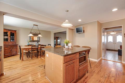 730 Constance Ln, Deerfield, IL 60015 photo 18