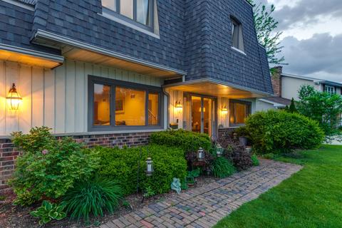 730 Constance Ln, Deerfield, IL 60015 photo 4