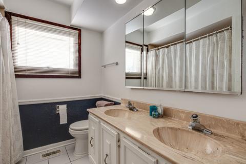 730 Constance Ln, Deerfield, IL 60015 photo 29
