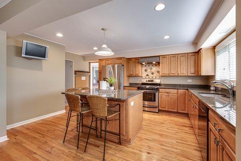 730 Constance Ln, Deerfield, IL 60015 photo 14