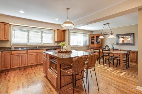 730 Constance Ln, Deerfield, IL 60015 photo 17