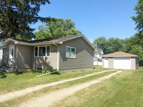 307 S 3rd Ave, Forreston, IL 61030 photo 13