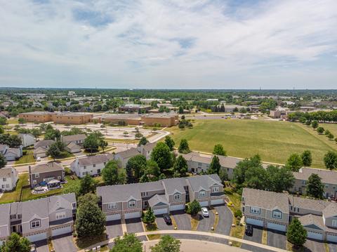 3903 Blackstone Dr, Aurora, IL 60504 photo 37