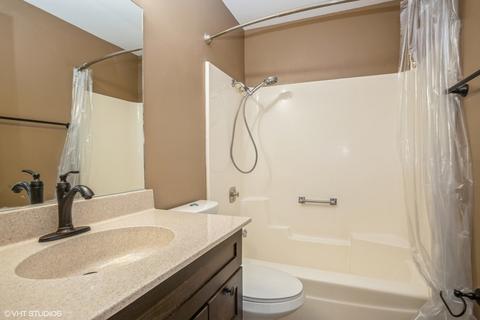 2012 Garden Ter, Hoffman Estates, IL 60169 photo 16