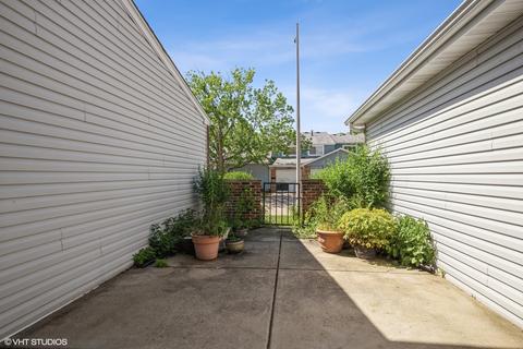 2012 Garden Ter, Hoffman Estates, IL 60169 photo 19