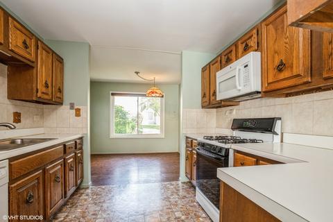 2012 Garden Ter, Hoffman Estates, IL 60169 photo 5