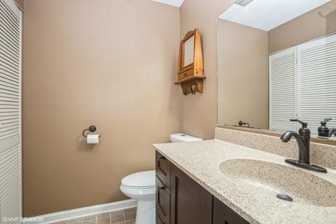 2012 Garden Ter, Hoffman Estates, IL 60169 photo 18