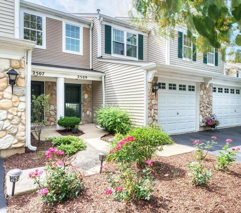 2509 Oak Tree Ln, Plainfield, IL 60586 photo 2