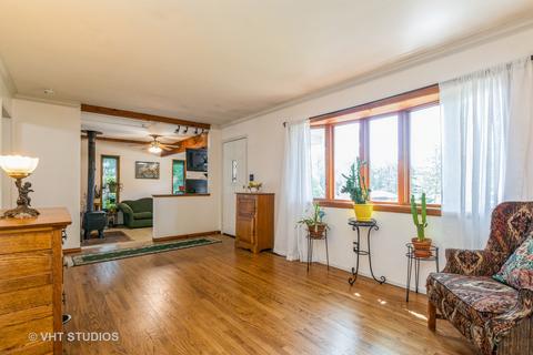 912 Hayden Dr, Mchenry, IL 60051 photo 3
