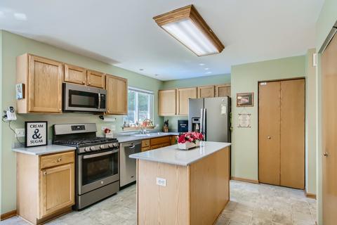2615 Discovery Dr, Plainfield, IL 60586 photo 6