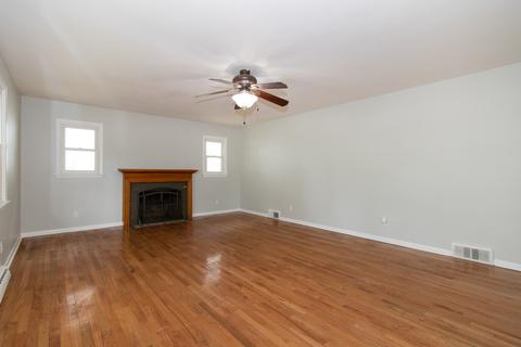 803 W College Ave, Normal, IL 61761 photo 3