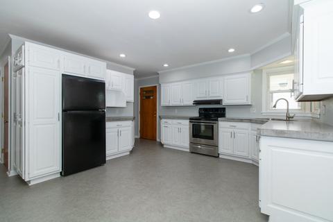 803 W College Ave, Normal, IL 61761 photo 11