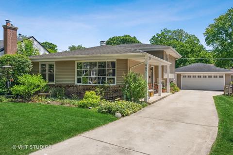 907 Sunset Rd, Wheaton, IL 60189 photo 1