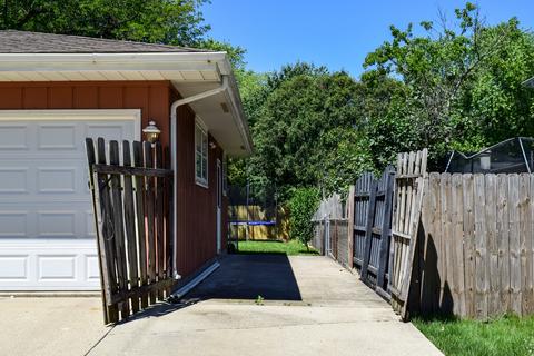670 Bennett Dr, Elgin, IL 60120 photo 31
