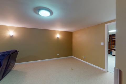 670 Bennett Dr, Elgin, IL 60120 photo 21