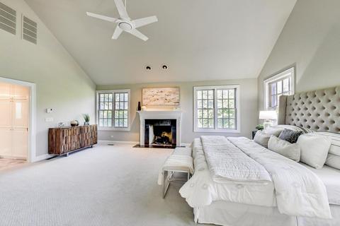 1037 Hillside Rd, Northbrook, IL 60062 photo 21