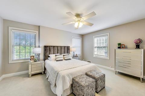 1037 Hillside Rd, Northbrook, IL 60062 photo 30