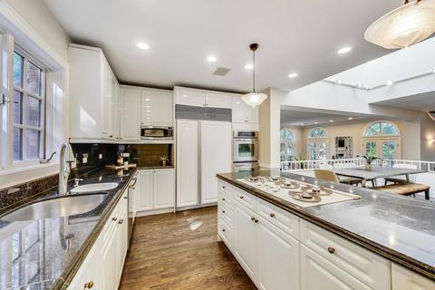 1037 Hillside Rd, Northbrook, IL 60062 photo 8