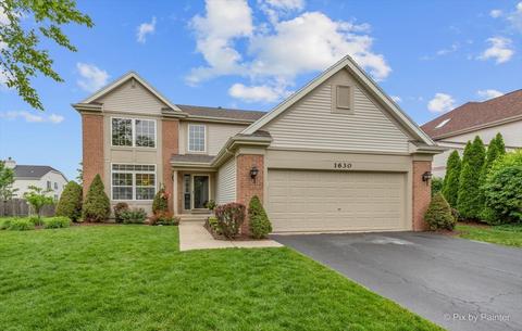 1630 Montclair Dr, Elgin, IL 60123 photo 1