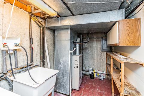 8915 Robin Dr #B, Des Plaines, IL 60016 photo 23