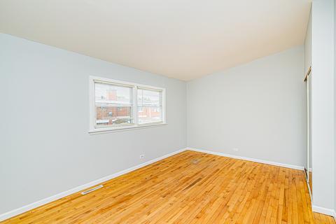 8915 Robin Dr #B, Des Plaines, IL 60016 photo 16