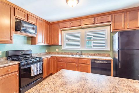3628 Jackson St, Lansing, IL 60438 photo 9