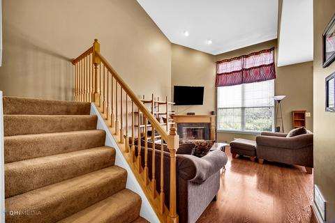 239 Grandview Ct, Algonquin, IL 60102 photo 7