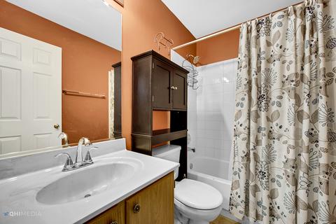 239 Grandview Ct, Algonquin, IL 60102 photo 14