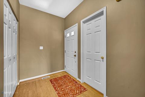 239 Grandview Ct, Algonquin, IL 60102 photo 17