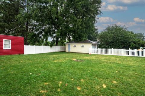 18 W Clark St, Plano, IL 60545 photo 4