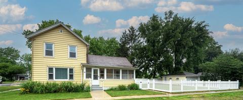 18 W Clark St, Plano, IL 60545 photo 2