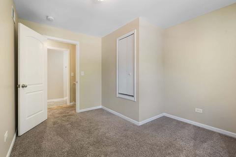 219 E Maple Ave E, Villa Park, IL 60181 photo 9