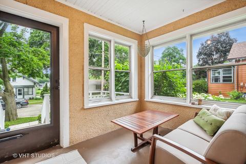 415 S River Rd, Algonquin, IL 60102 photo 2